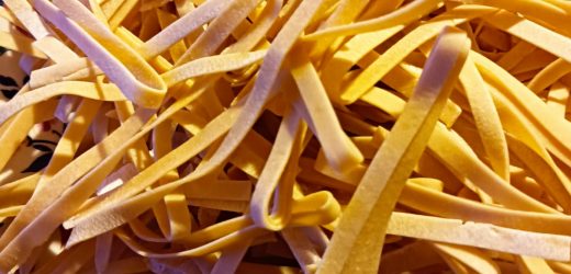 Tagliatelle fatte in casa con ragù di Chianina