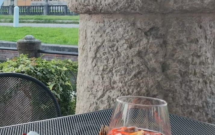 Spritz Aperol, vediamo come nasce un Mito.